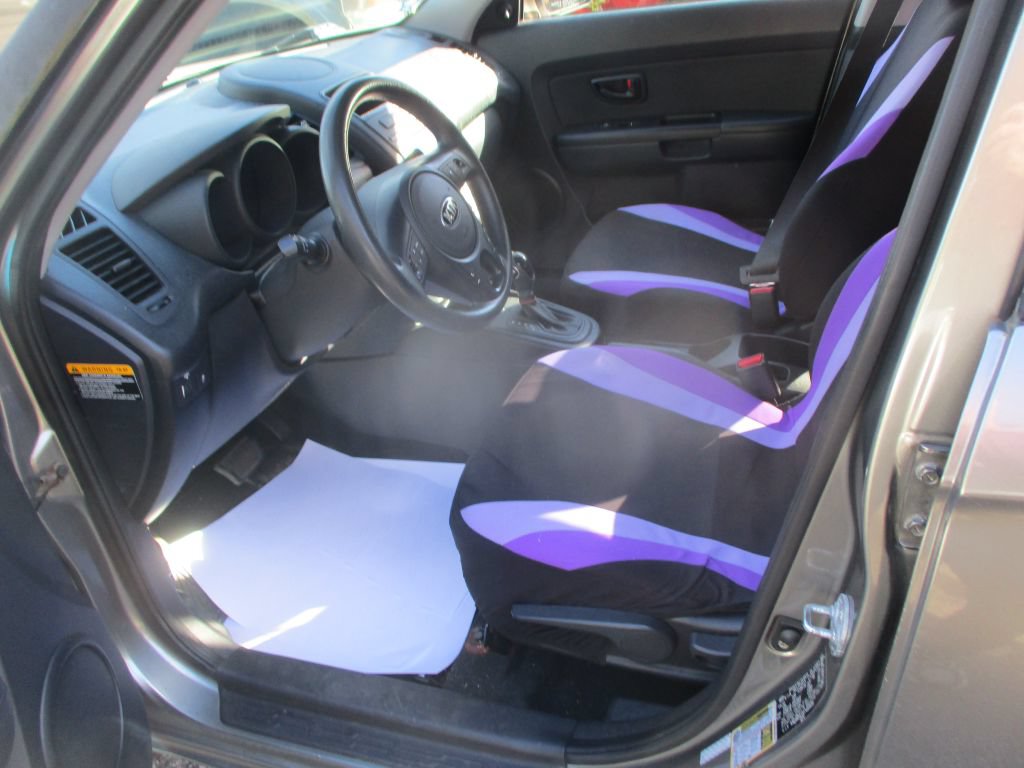Used 2013 Kia Soul FWD image 8