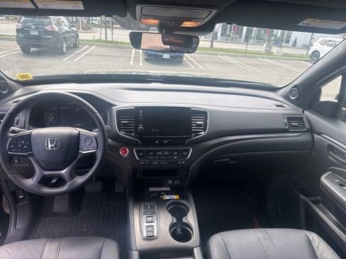 Certified 2023 Honda Passport TrailSport image 15