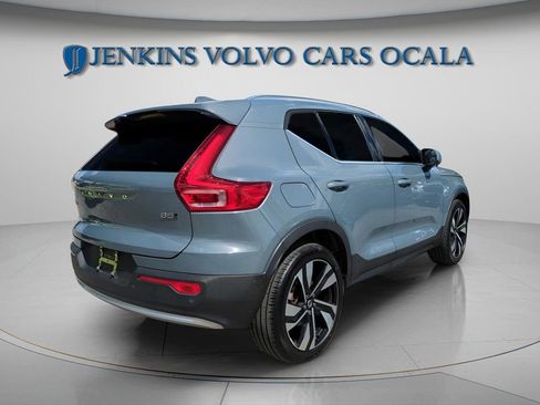 Used 2023 Volvo XC40 B5 Plus w/ Protection Package Premier AWD/4WD image 3