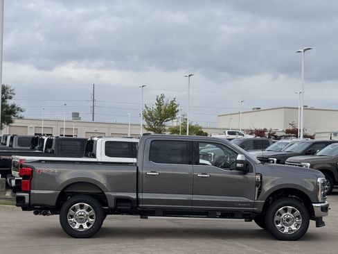 New 2026 Ford F250 Lariat image 3