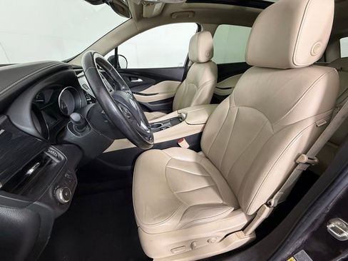 Used 2017 Buick Envision Essence image 6