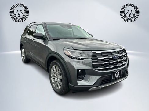 New 2026 Ford Explorer Active w/ Active Comfort Package image 3