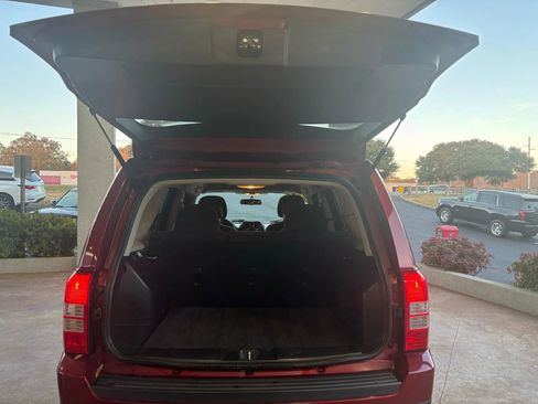 Used 2015 Jeep Patriot Sport image 21