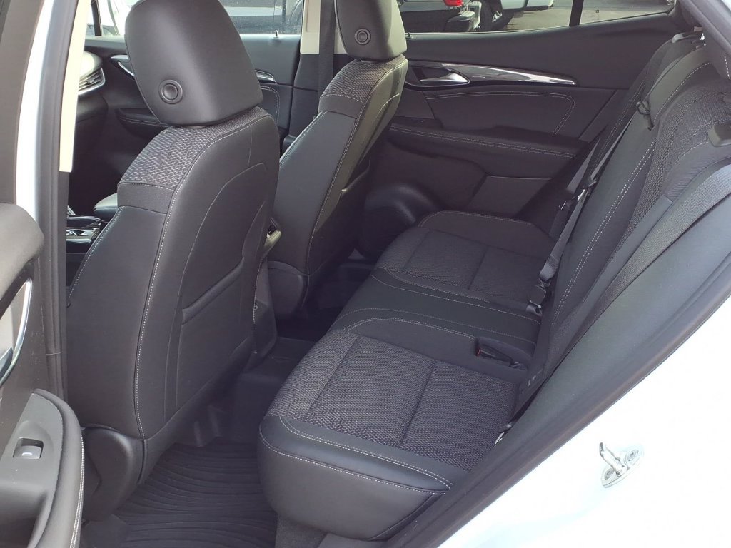 Used 2023 Buick Envision Preferred AWD/4WD image 7