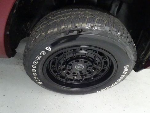 Used 2022 RAM 1500 Laramie AWD/4WD image 29