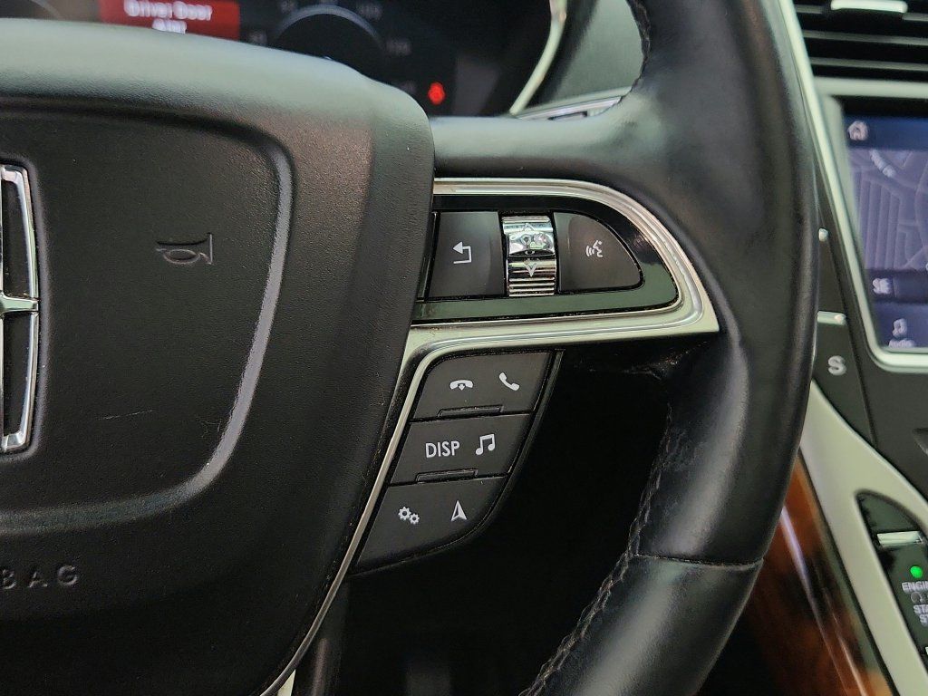 Used 2020 Lincoln Nautilus Reserve w/ Cargo Utility Package AWD/4WD image 26