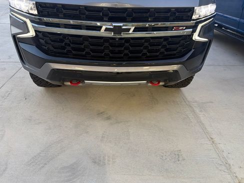 Used 2022 Chevrolet Tahoe Z71 w/ Z71 Off-Road Package AWD/4WD image 2