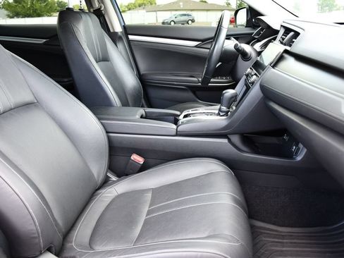 Used 2018 Honda Civic Touring image 35