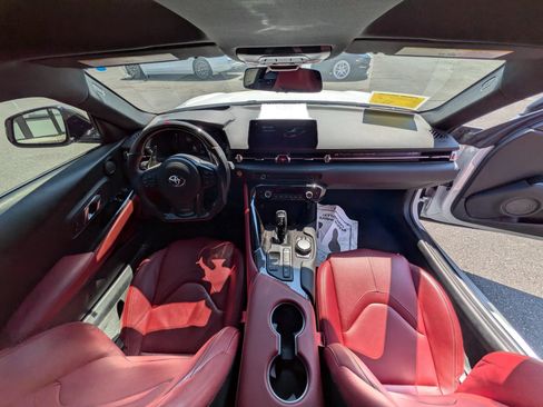 Used 2020 Toyota Supra Launch Edition w/ Driver Assist Package RWD image 7