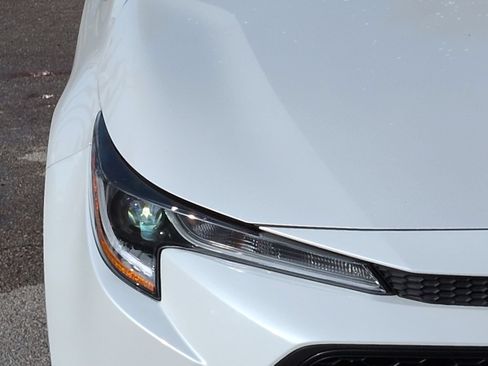 Used 2022 Toyota Corolla LE FWD image 9
