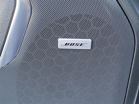 Used 2025 Chevrolet Suburban LT w/ Comfort Package image 15