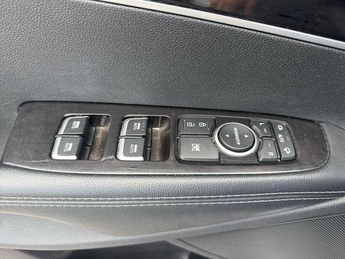 Used 2016 Kia Sorento EX w/ EX Premium Package FWD image 48