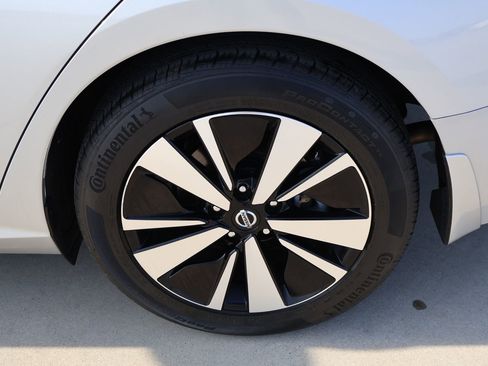 Used 2021 Nissan Altima 2.5 SL image 10