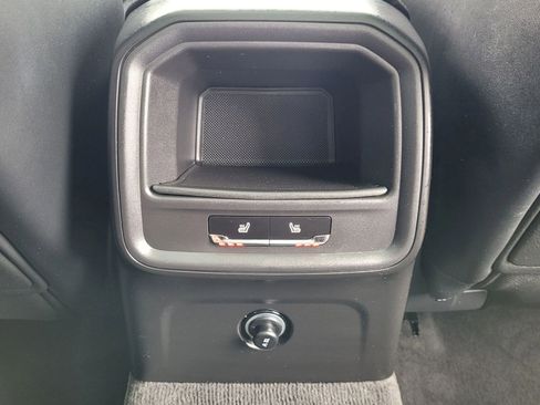 Used 2015 Porsche Macan S image 44