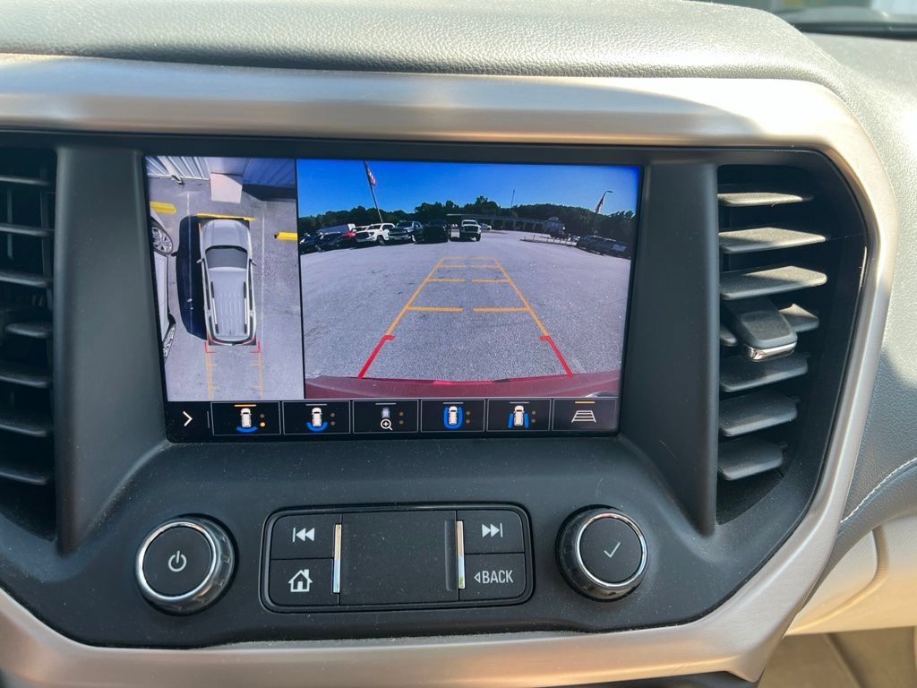 Used 2020 GMC Acadia Denali w/ Technology Package FWD image 24