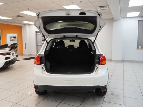 Used 2017 Mitsubishi Outlander Sport ES image 9