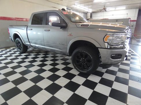 Used 2024 RAM 2500 Limited w/ Safety Group AWD/4WD image 4