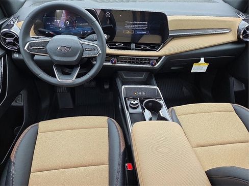 New 2026 Chevrolet Equinox ACTIV w/ Convenience Package III image 14