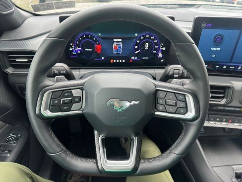 Used 2025 Ford Mustang GT RWD image 2