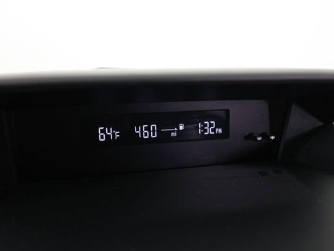 Used 2018 Subaru Crosstrek 2.0i AWD/4WD image 33