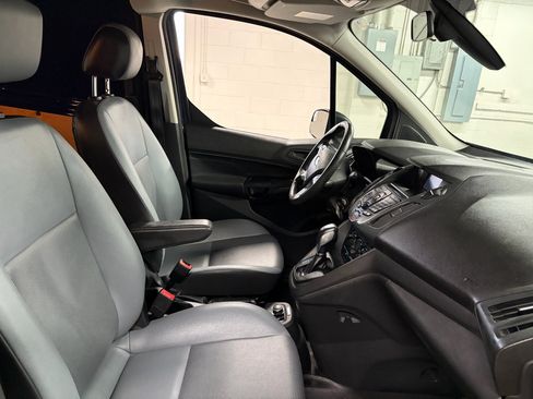 Used 2018 Ford Transit Connect XL image 8
