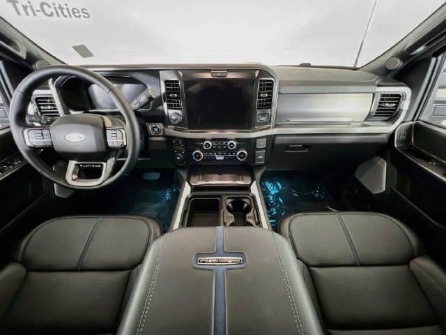 Used 2026 Ford F450 Platinum AWD/4WD image 7