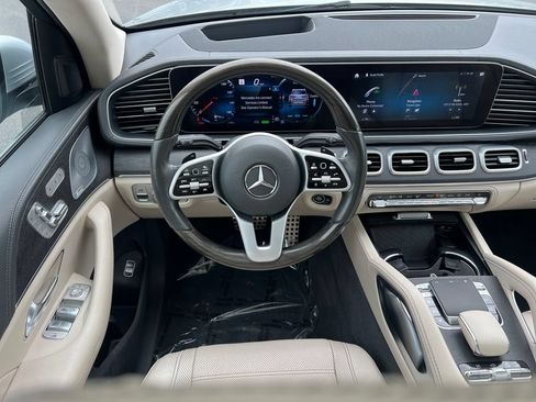 Used 2020 Mercedes-Benz GLS 580 4MATIC image 39
