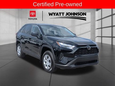 Certified 2025 Toyota RAV4 LE AWD/4WD image 7