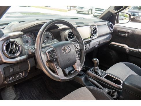 Used 2020 Toyota Tacoma 4x4 Double Cab image 13