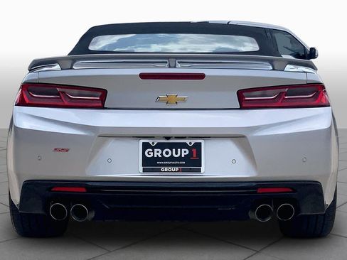 Used 2017 Chevrolet Camaro SS RWD image 5