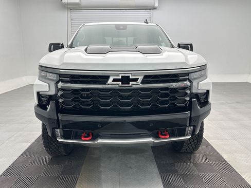 New 2026 Chevrolet Silverado 1500 ZR2 w/ LPO, Dark Essentials Package AWD/4WD image 6
