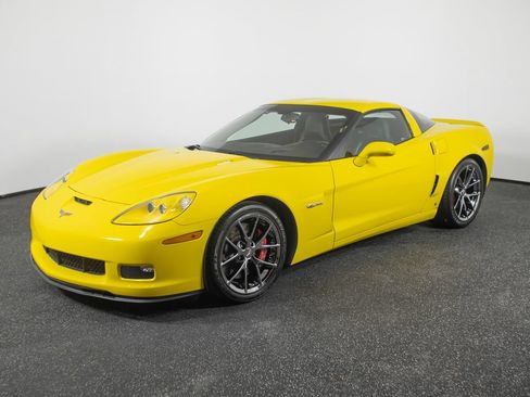 Used 2006 Chevrolet Corvette Z06 RWD image 1