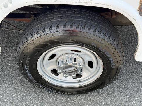 Used 2019 Ford F350 XL w/ XL Value Package AWD/4WD image 13
