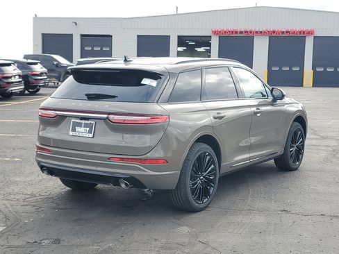 New 2026 Lincoln Corsair Premiere image 4