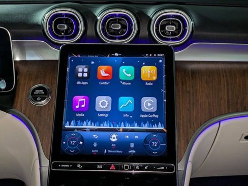 Certified 2025 Mercedes-Benz GLC 300 image 18