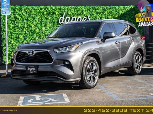 Used 2020 Toyota Highlander XLE image 1
