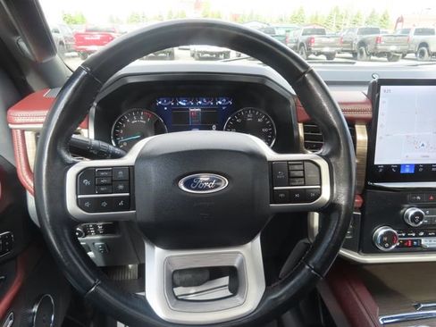 Used 2023 Ford Expedition Limited AWD/4WD image 38