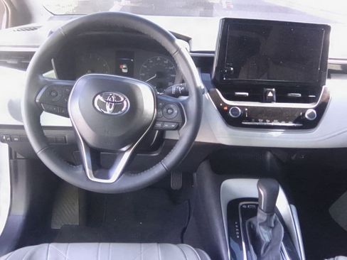 Used 2024 Toyota Corolla SE FWD image 15