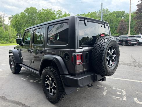 Used 2024 Jeep Wrangler Unlimited Sport AWD/4WD image 6