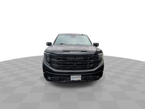 Used 2022 GMC Sierra 1500 Elevation w/ Elevation Premium Package image 3