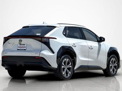 Certified 2024 Toyota bZ4X AWD w/ Weather Package image 5
