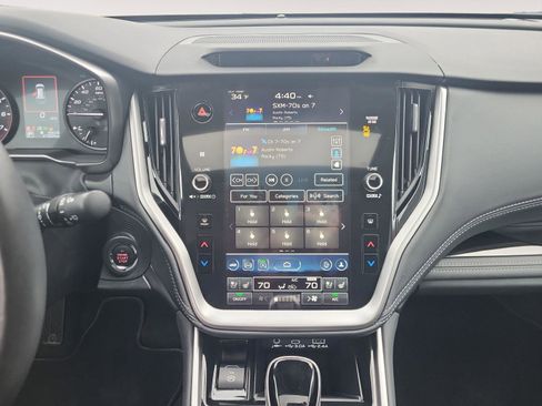 Used 2025 Subaru Outback Touring XT image 14