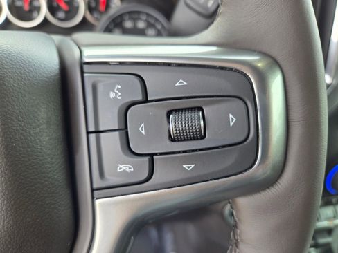 Used 2022 Chevrolet Silverado 1500 LTZ image 16