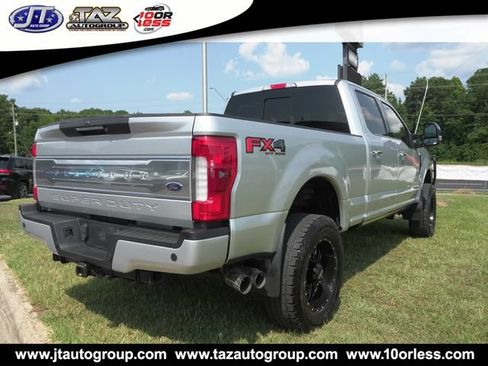 Used 2017 Ford F250 Platinum w/ FX4 Off-Road Package AWD/4WD image 9