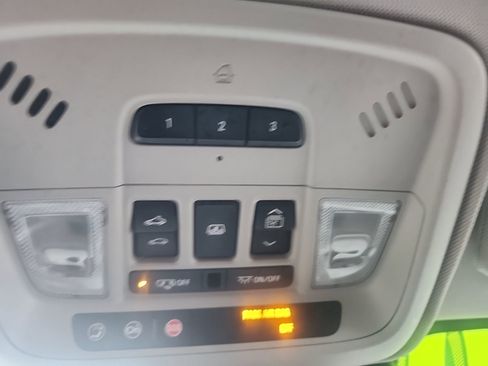 Used 2018 Buick LaCrosse Premium w/ Driver Confidence Package #2 image 27