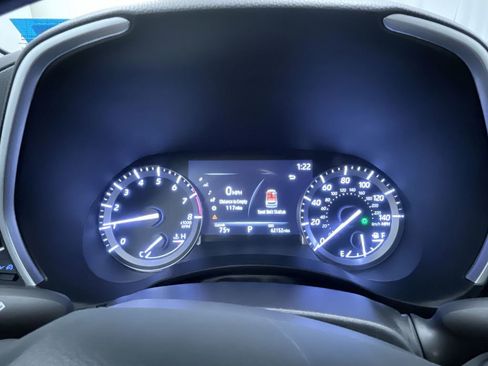 Used 2022 Toyota Highlander XLE image 19