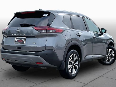 Certified 2022 Nissan Rogue SV w/ SV Premium Package FWD image 13
