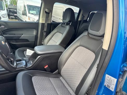Used 2021 Chevrolet Colorado Z71 w/ Safety Package AWD/4WD image 15