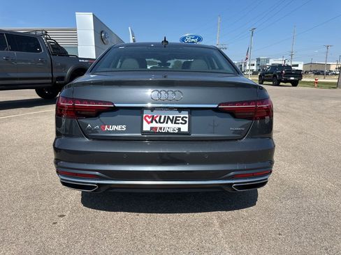 Used 2022 Audi A4 2.0T Premium image 13