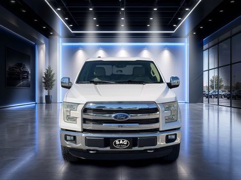 Used 2016 Ford F150 Lariat w/ Equipment Group 502A Luxury AWD/4WD image 5